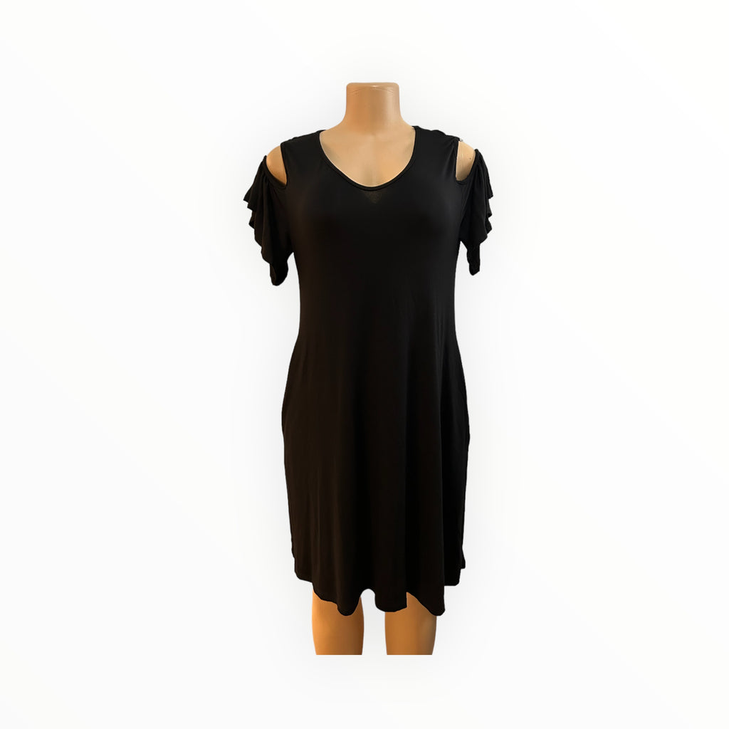 This dress is made of a soft and flowy material, consisting of 95% rayon and 5% spandex. This combination ensures comfort and stretch, making it suitable for a variety of occasions. 